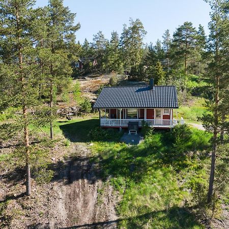 Villa Lomahyppaeys Naantali Exterior foto