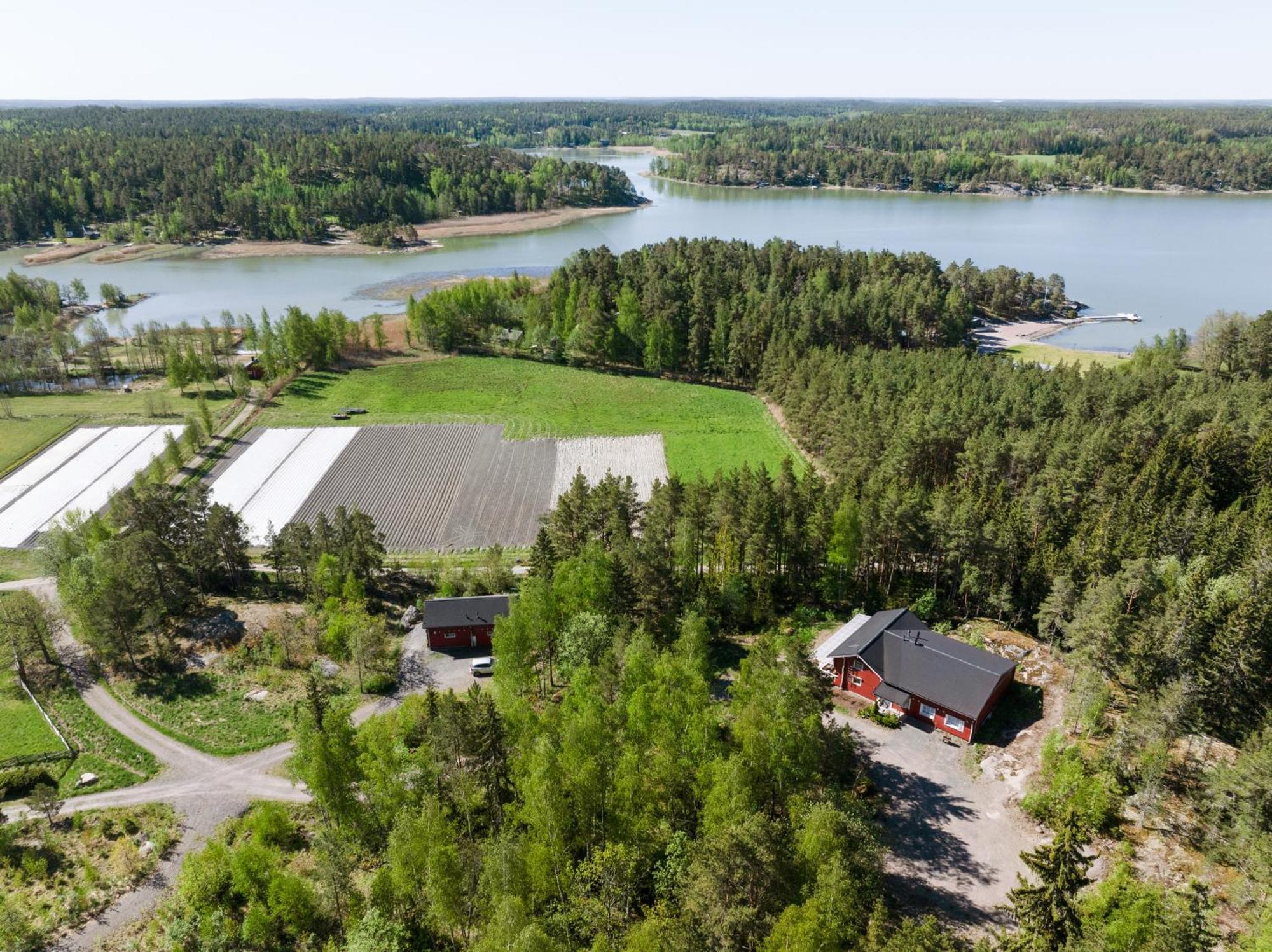 Villa Lomahyppaeys Naantali Exterior foto