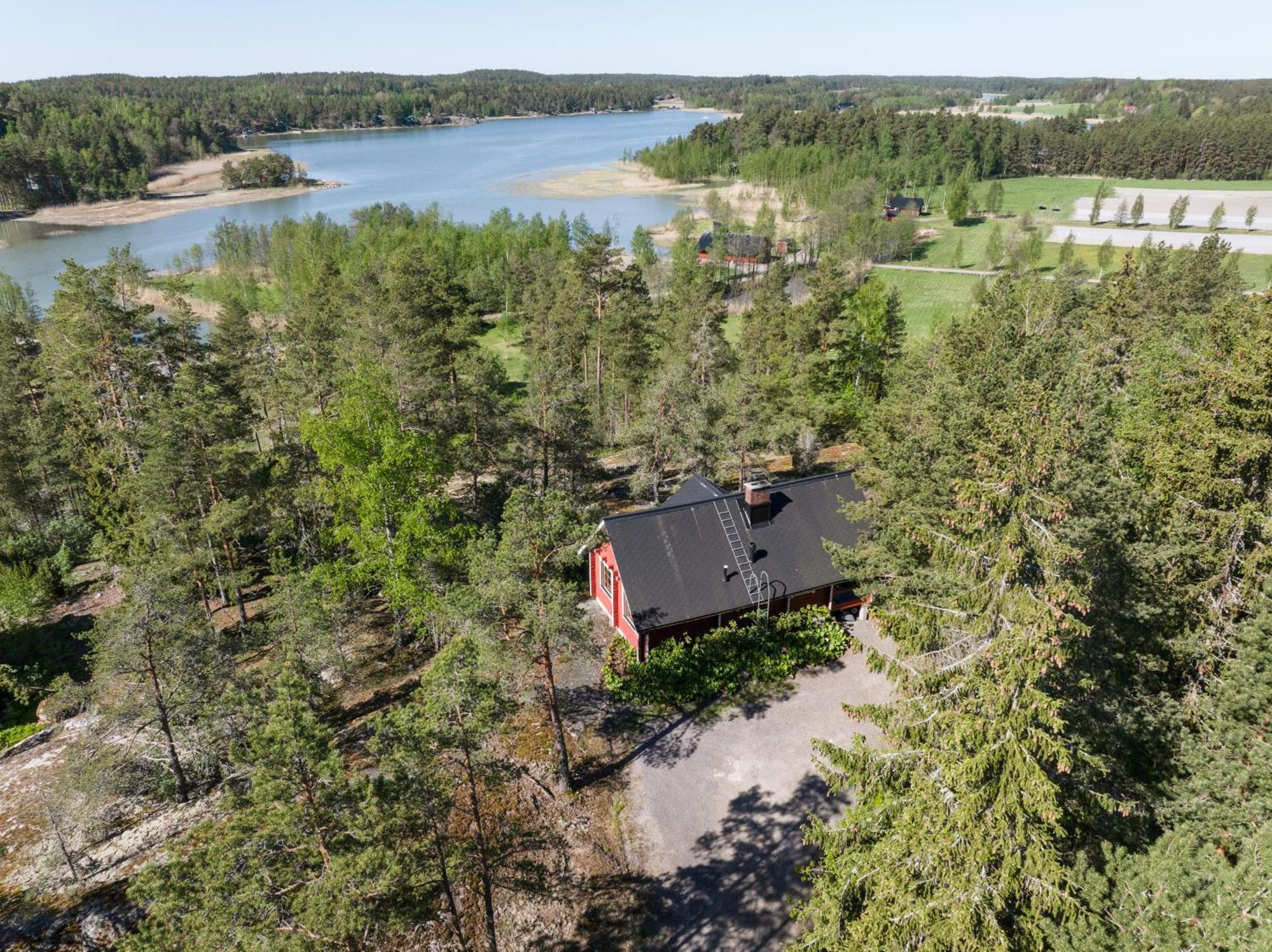 Villa Lomahyppaeys Naantali Exterior foto
