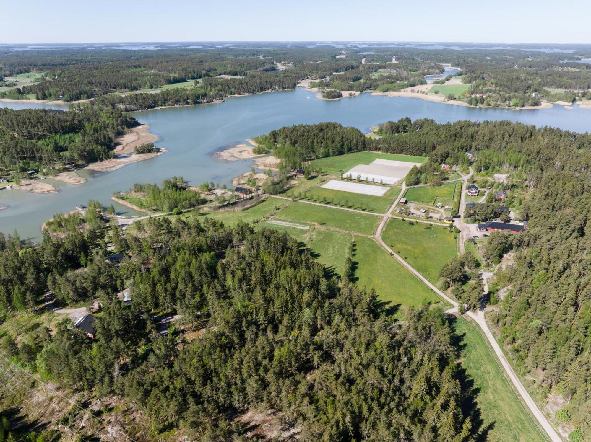 Villa Lomahyppaeys Naantali Exterior foto